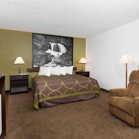 Отель Super 8 By Wyndham Missoula/Brooks Street Экстерьер фото